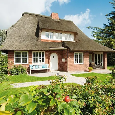 Min-go Villa *